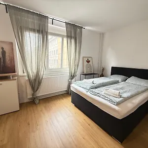hotellátogatás